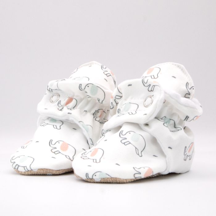 Organic Cotton Baby Booties That Stay On with Non-Slip Soles | Snugabugz | White Elephant Print
