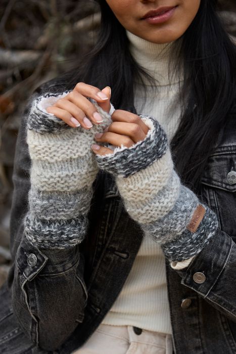 Women's Knitted Gloves