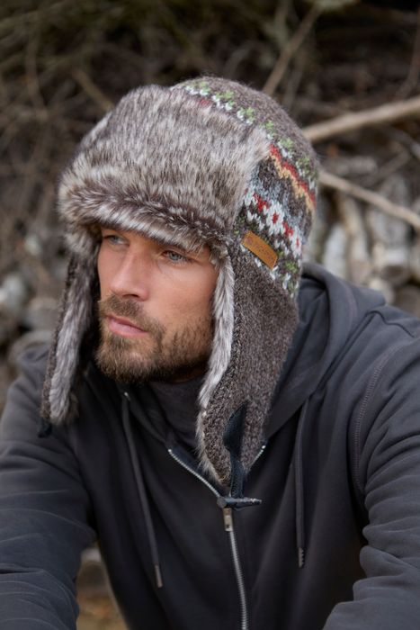 Men's Accessories & Outerwear