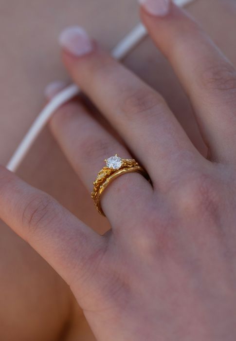Solitaire Lab-grown Diamond Engagement Ring | The Gorse Bush