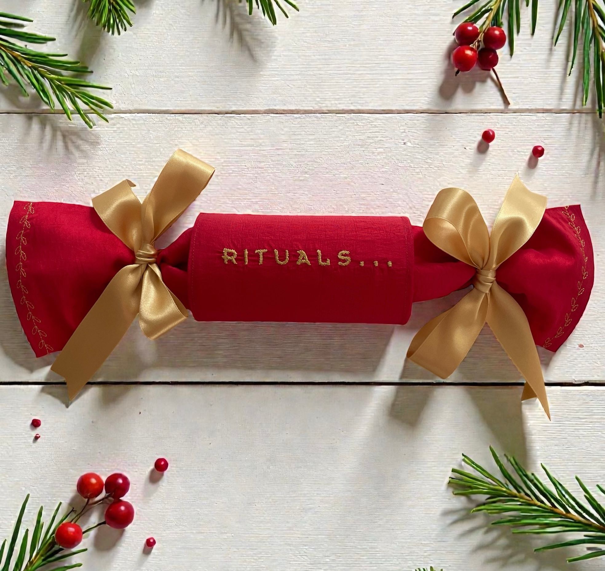 BESPOKE COLLECTION - Refillable & Reusable Timeless Crackers 