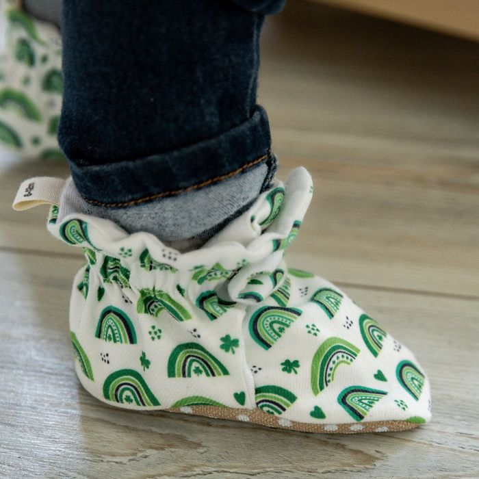 Irish Rainbow Print Baby Booties That Stay On with Non Slip Soles | Snugabugz