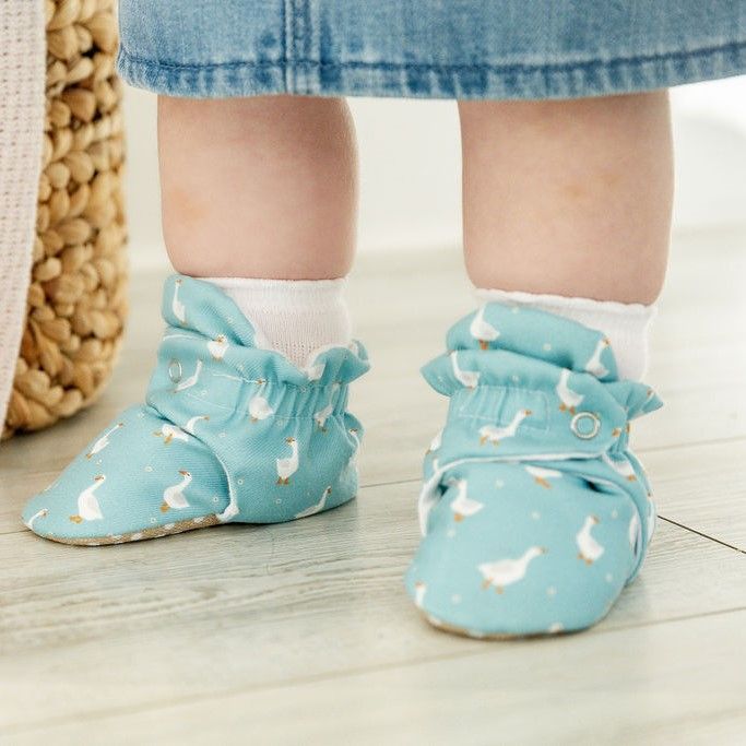 Teal Goose Print- Water Resistant Stay On Baby Booties With Non-Slip Soles | Snugabugz