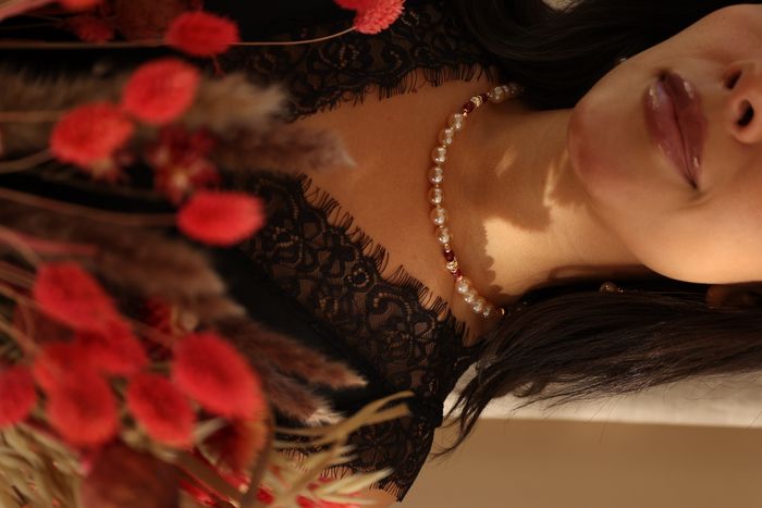 FIORA LINEAR NECKLACE