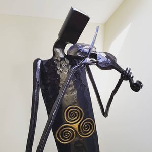 Aisling Fidling Figurine