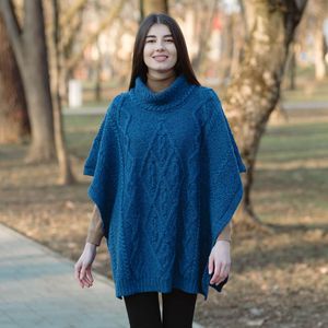 Aran Cowl Poncho