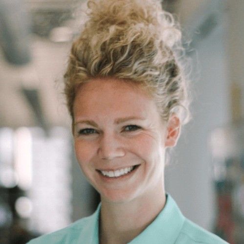 Speaker profile image for Laurabeth Harvey