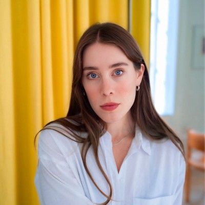 Speaker profile image for Olivia Elf