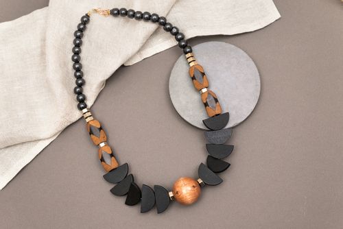 MRL03 - Statment Necklace - Wood and Hematite