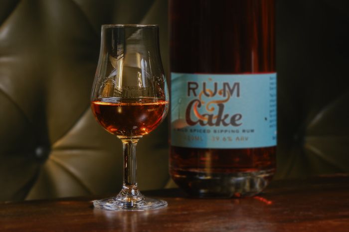 Rum & Cake wild spiced sipping rum 39.6% ABV