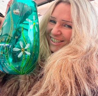 Exhibitor profile image for Julie Childs Glass Artist