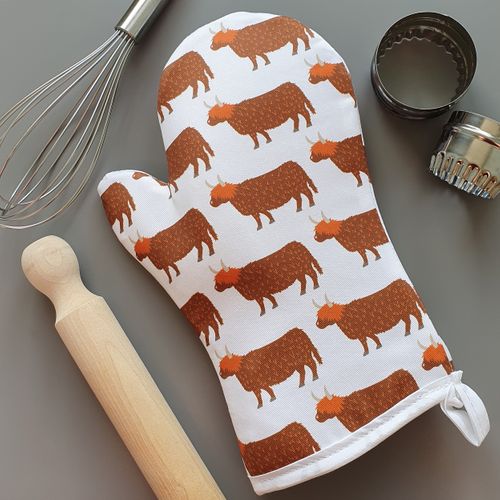 Highland Cow Oven Glove