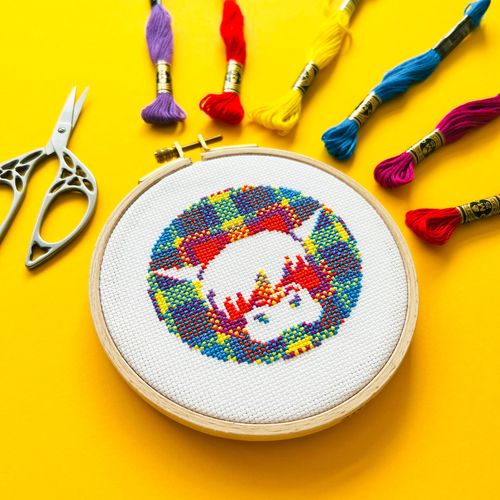 Harris the Highland Cow Encircled Kit