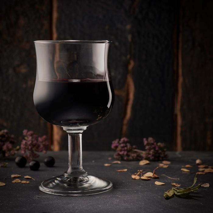 Aelder wild spiced elderberry liqueur 17% ABV