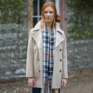 2377A Alba Lightweight Merino Scarf