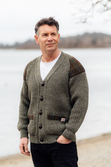 Laird - Chunky knit traditional cardigan with Harris Tweed patches