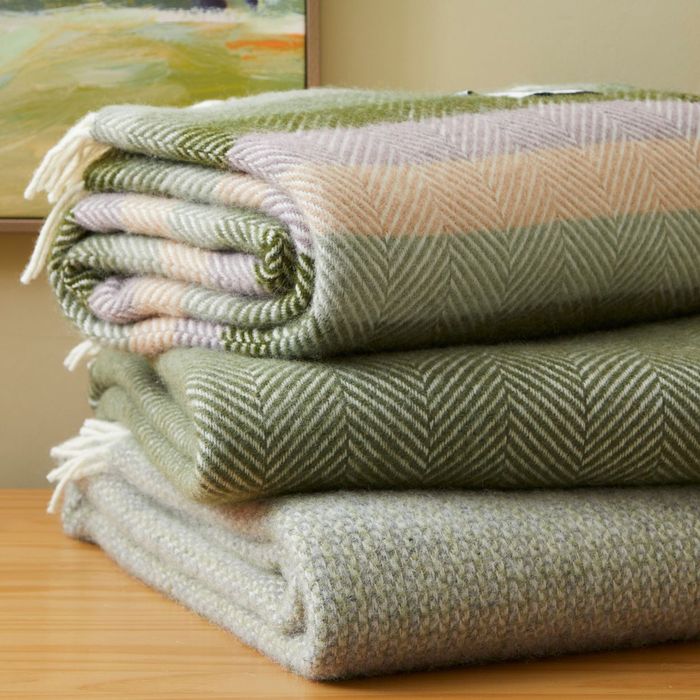 Pure New Wool Throws