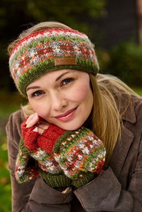 Women's 100% Wool Accessories