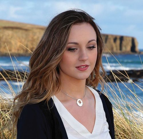 Glide Range with gold detail