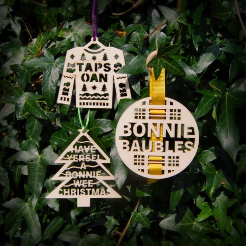 Festive Tree Hangings