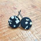 round speckle earrings