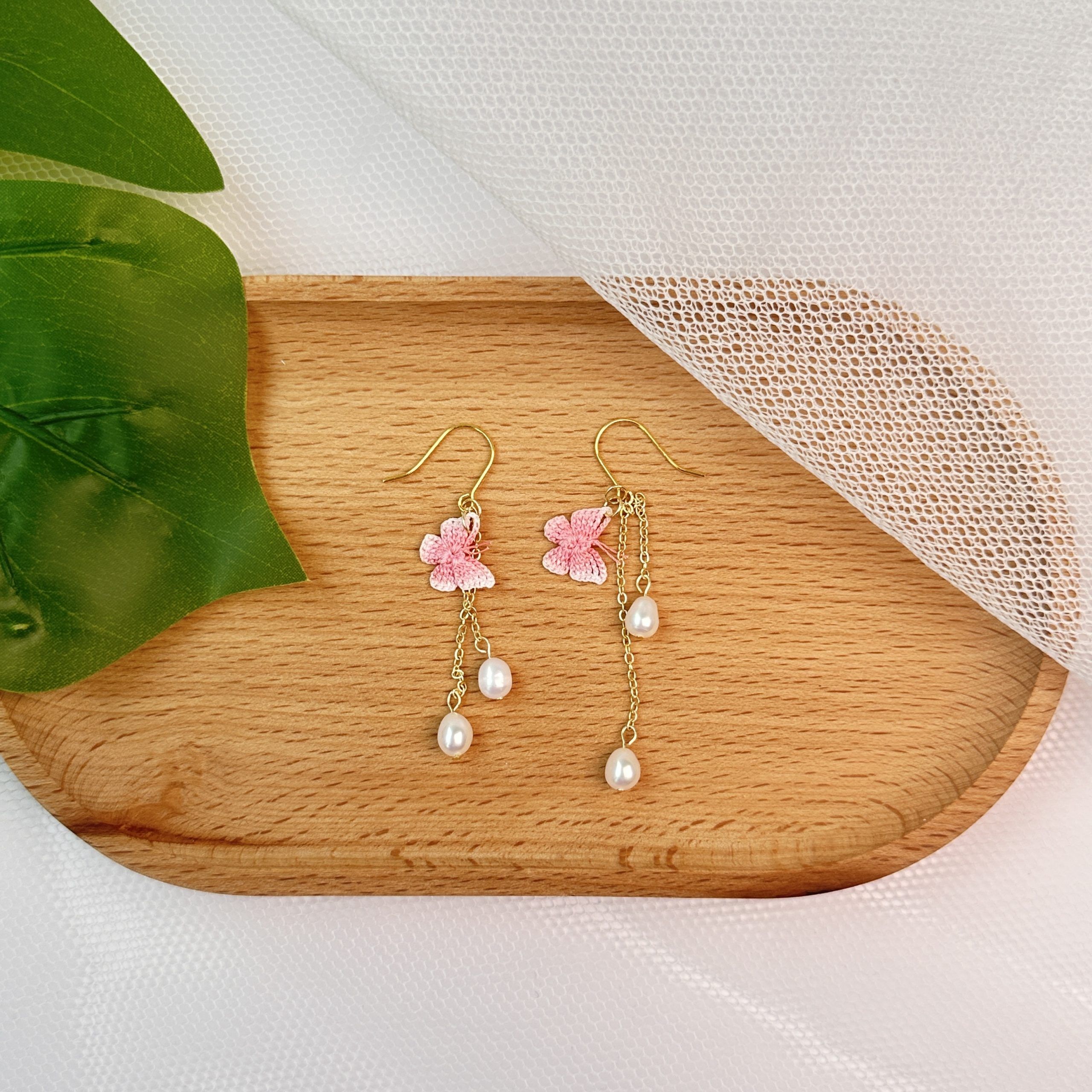 Butterfly Earrings (Pink)