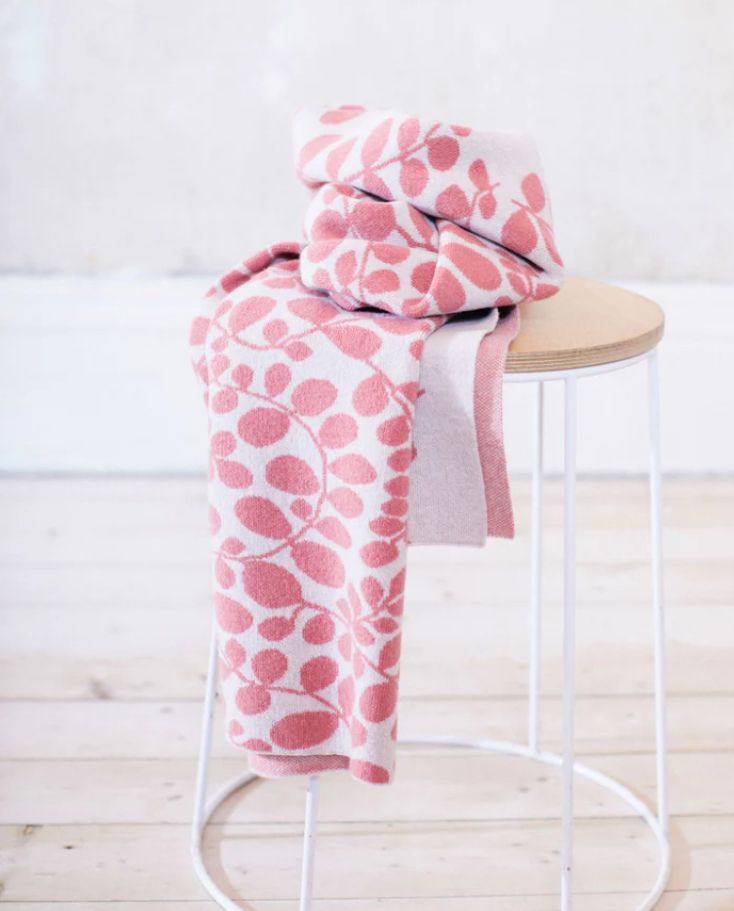 Dapple Scarf