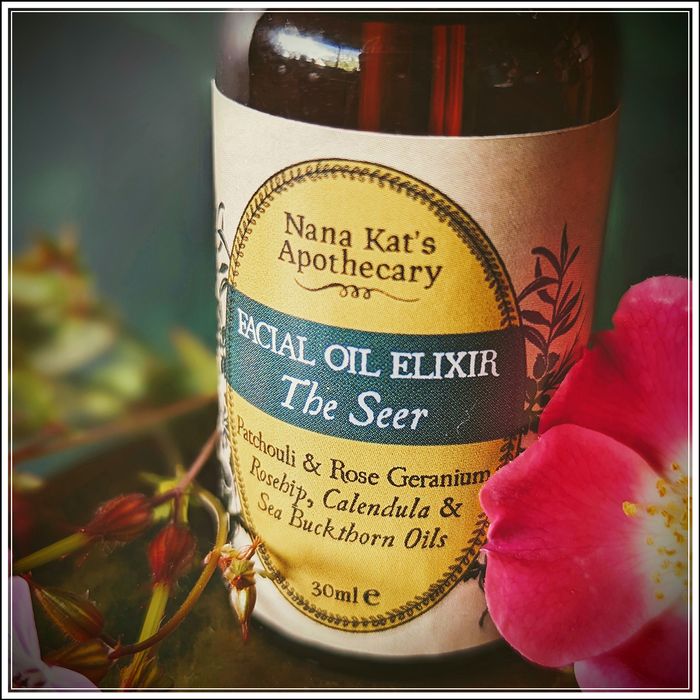 Facial Oil Elixir -The Seer- Patchouli & Rose Geranium - for Wise & Mature Skin