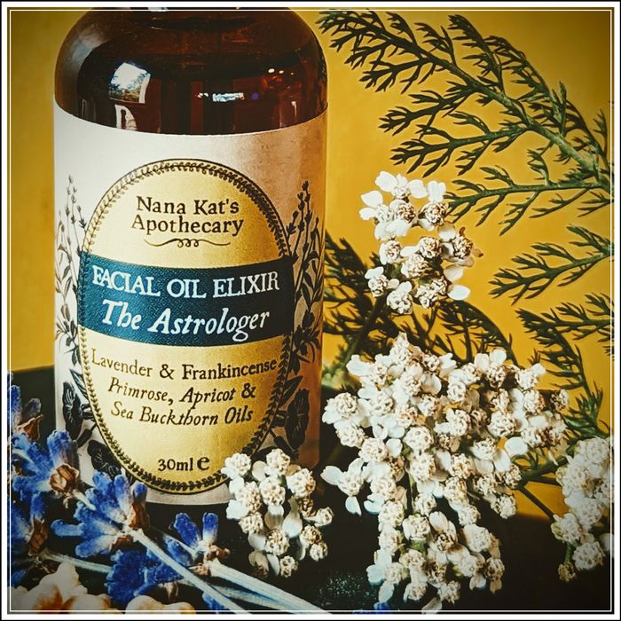 Facial Oil Elixir - The Astrologer - Lavender & Frankincense - Suitable for Dry & Sensitive Skin