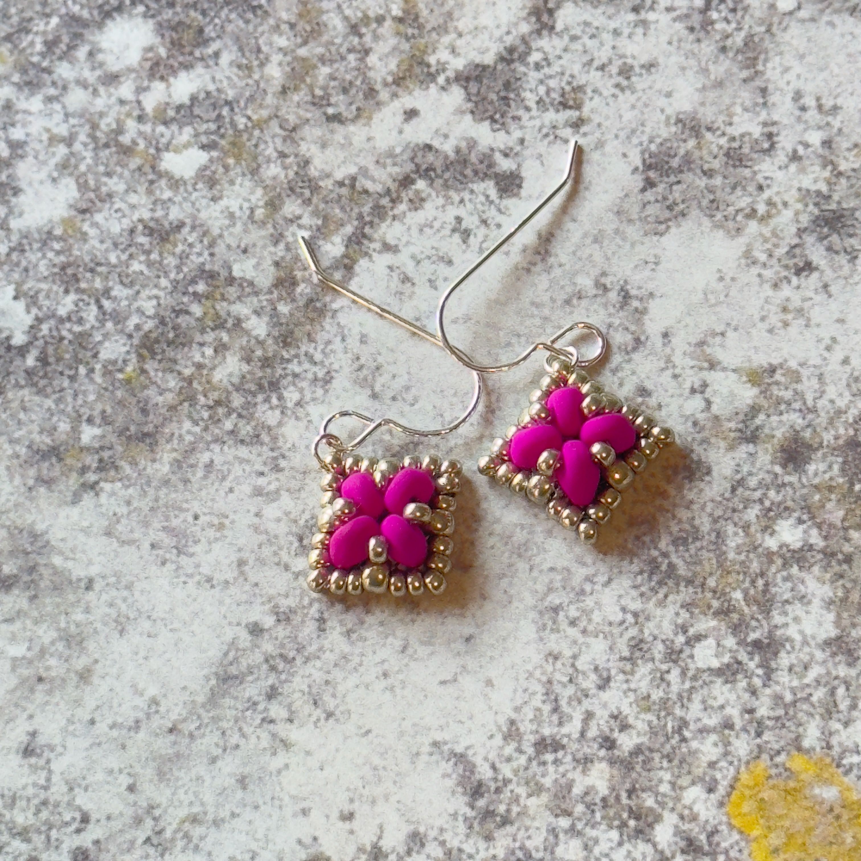 Twin Simple Square Earrings