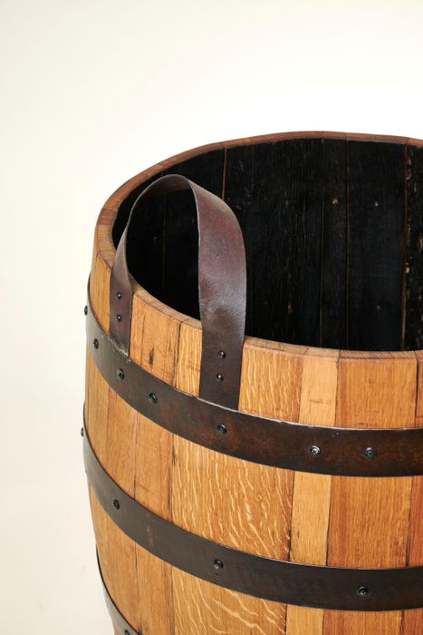 Round  log holder