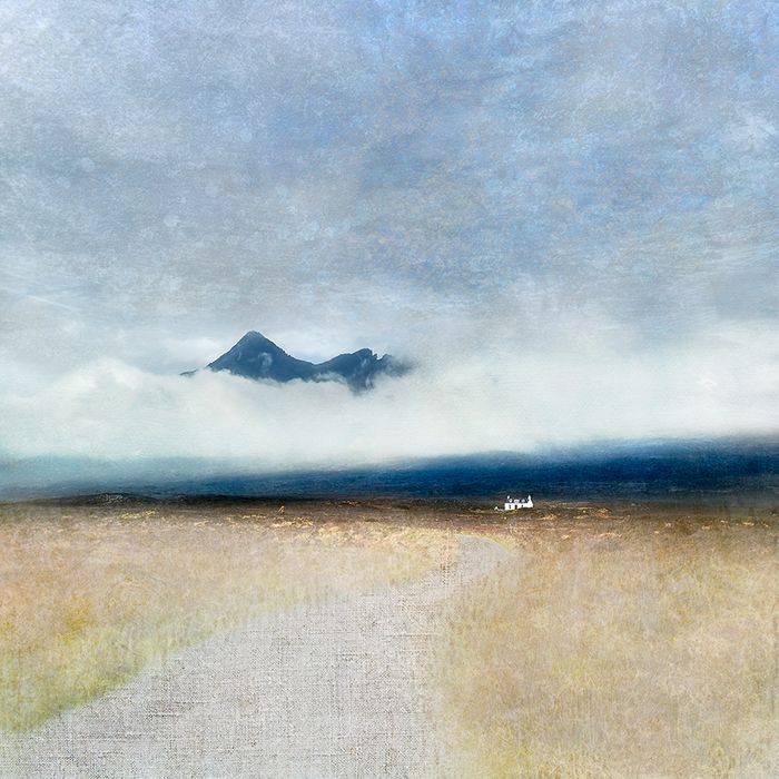 NEW Range CUILLIN COTTAGE, SKYE