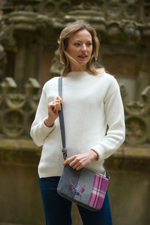 AW25 Tweed Applique Range