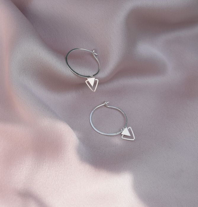 Double Triangle Hoops