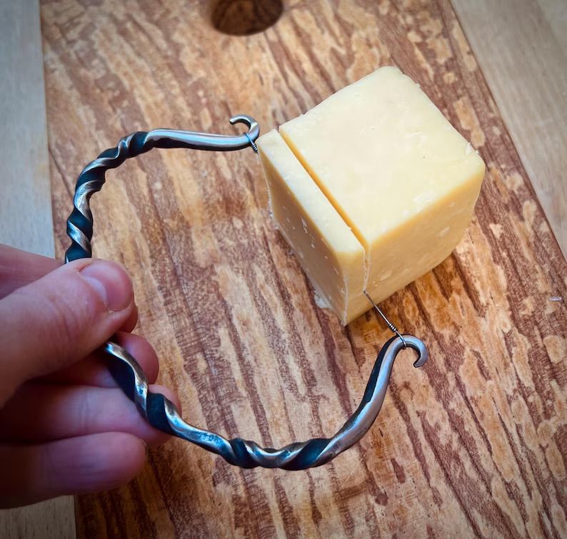 Boxed wire cheese cutters