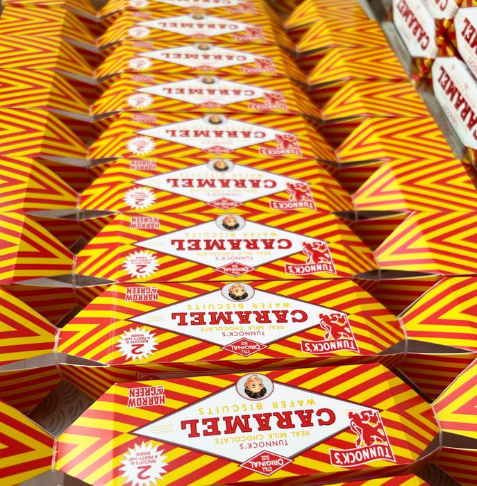 Tunnock's Caramel Wafer Christmas Cracker