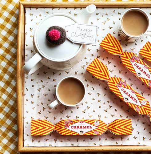Tunnock's Caramel Wafer Christmas Cracker