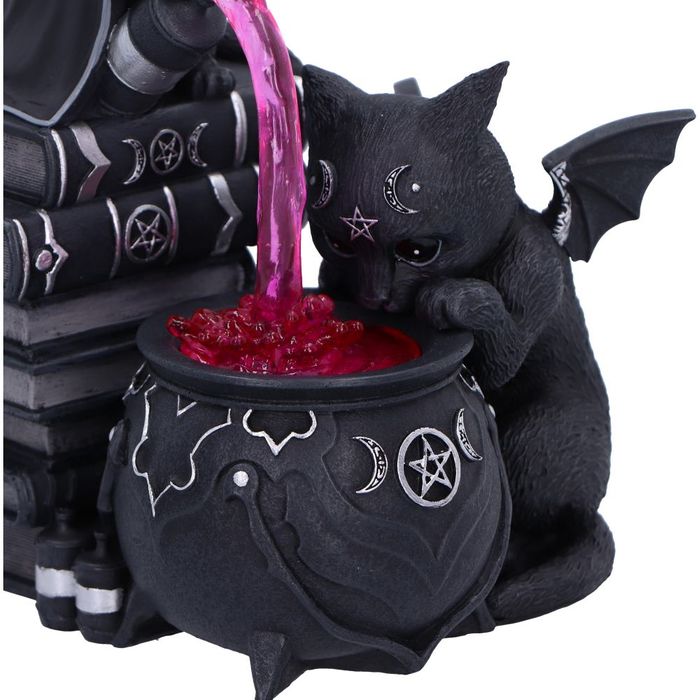 Cult Cuties Malpuss and Purrah Curious Cauldron 18.5cm