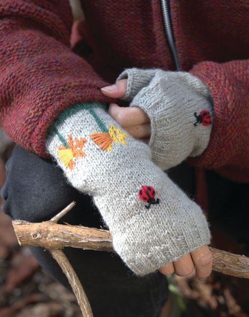 Botanical Wristwarmers