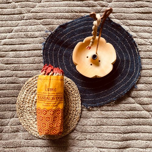 Sandalwood (Claming & Creamy)