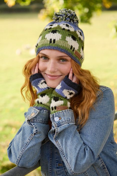 Women's  wool animal accessories