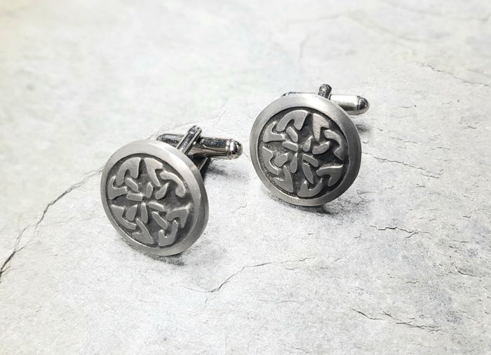 Cufflinks