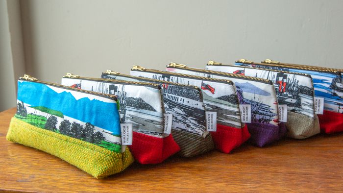 Glasses / Pencil Case