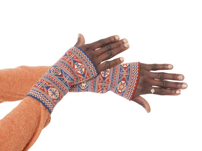 Heritage colour Fair Isle wristwarmers in rare pattern