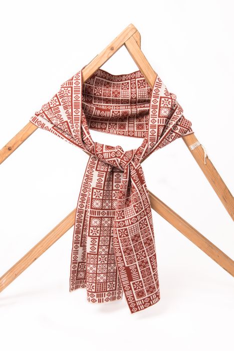 Royal Game of Ur 2-colour contemporary Fair Isle scarf