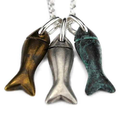 Dinky Fish Necklace on Sterling Silver 18