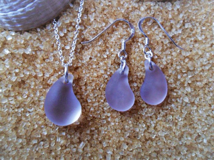 Mermaid's Tear Pendnat and Earrings