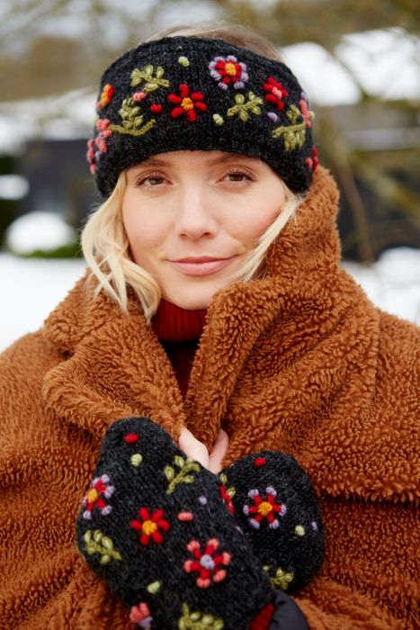 Women's 100% Wool Accessories