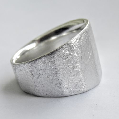 Chunky Solid Tappered Ring