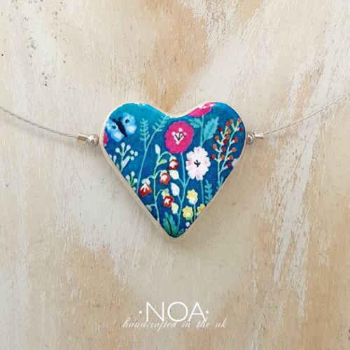 A Decorated Ceramic Necklace
